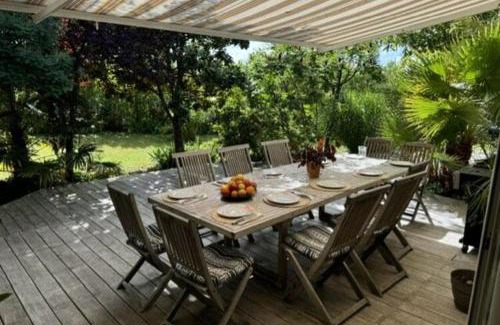 Le Porge House | holiday home with indoor pool, Le Porge