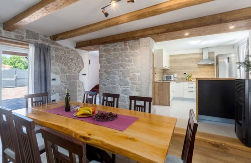 Dracevac House | Holiday home with Jacuzzi in Porec