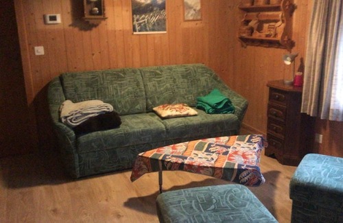 Gimmelwald Other | Holiday home with mountain views