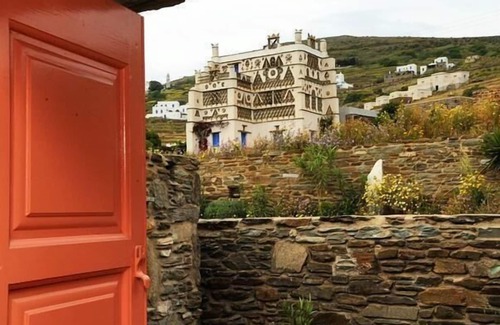 Tinos House | Holiday home with own pool