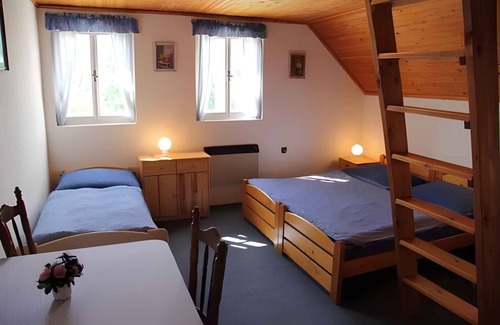 Vitkovice House | Holiday home with pool and view of the Giant Mountains