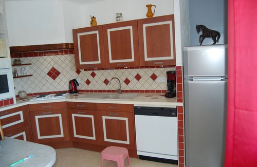 Callas House | Holiday Home with Pool, Mountain View, Wi-Fi and Air Conditioning