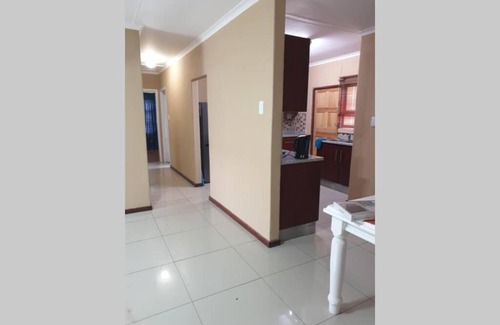 Port Elizabeth House | Holiday Home