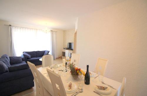 Brulo House | Holiday house Anamaria