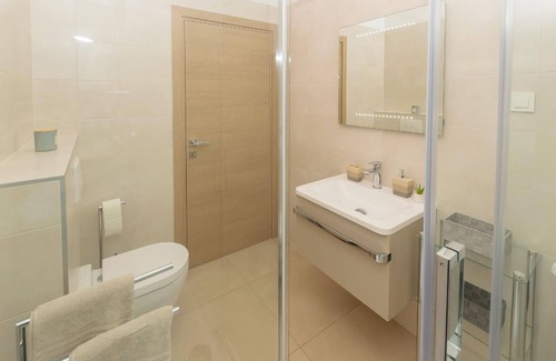 Loborika House | Holiday house Barban for 1 - 6 persons with 3 bedrooms - Holiday home