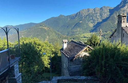 Lionza House | Holiday house Borgnone for 1 - 5 persons with 3 bedrooms - Detached holiday house