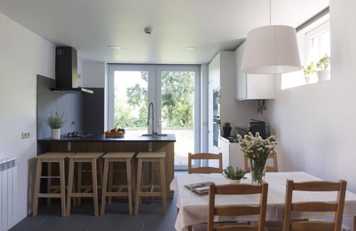 Casteloes House | Holiday house Bustelo for 1 - 6 persons with 3 bedrooms - Holiday home