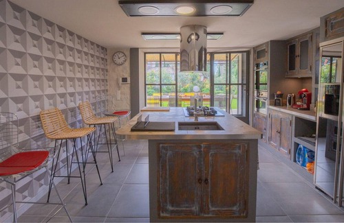 Cabannes House | Holiday house Cabannes for 1 - 10 persons with 5 bedrooms - Holiday home