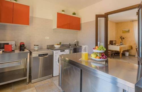 Corinaldo House | Holiday house Corinaldo for 1 - 10 persons with 4 bedrooms - Holiday home