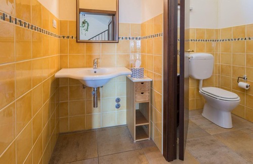 Corinaldo House | Holiday house Corinaldo for 1 - 10 persons with 4 bedrooms - Holiday home