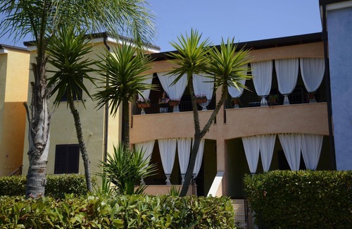 Policoro Apartment | holiday house I Giardini Elisei- Aphrodite