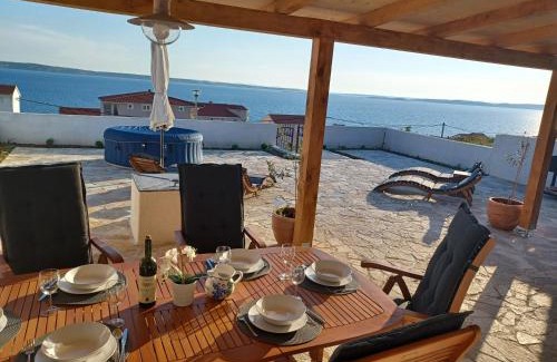 Rtina House | Holiday House Jolini Dvori