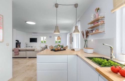 Milohnici House | Holiday house JOSEPHINE with heated swimming pool