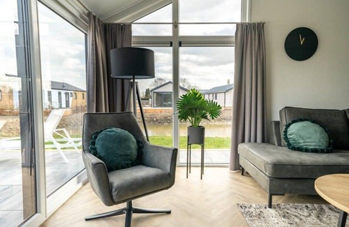 Kerkdriel House | Holiday house Kerkdriel for 1 - 6 persons with 3 bedrooms - Holiday home