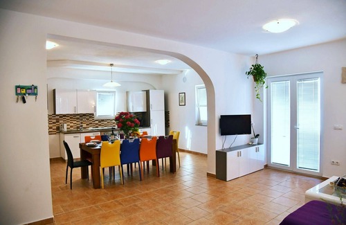 Bogovici House | Holiday house Malinska for 1 - 14 persons with 6 bedrooms - Holiday home