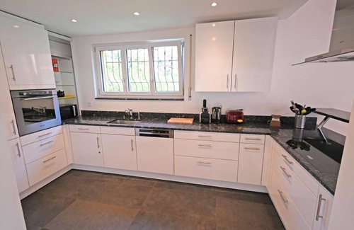 Minusio House | Holiday house Minusio for 1 - 6 persons with 3 bedrooms - Holiday home