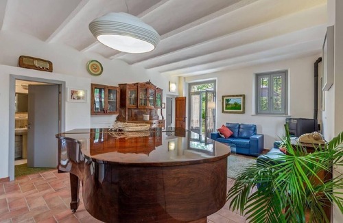 Ostra House | Holiday house Ostra for 1 - 8 persons with 4 bedrooms - Holiday home