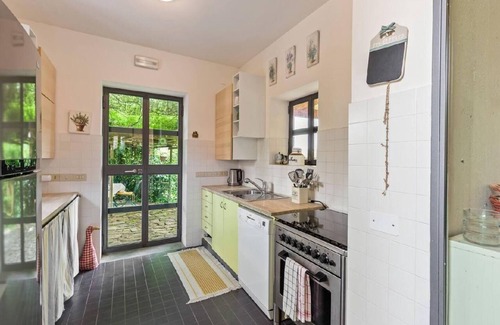 Ostra House | Holiday house Ostra for 1 - 8 persons with 4 bedrooms - Holiday home