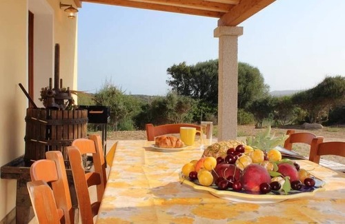 Santa Teresa di Gallura House | Holiday house Santa Teresa di Gallura for 1 - 8 persons with 4 bedrooms - Holiday house
