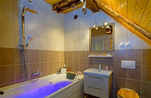 Presika House | Holiday House Sobol