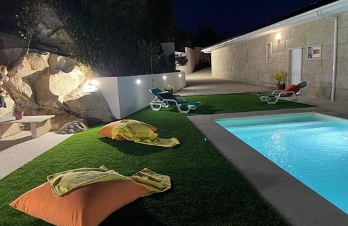 Portela House | Holiday house Sobreposta for 1 - 10 persons with 5 bedrooms - Holiday home