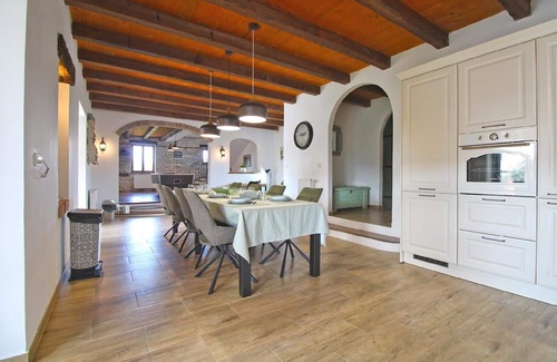 Radetici House | Holiday house Tinjan for 1 - 8 persons with 3 bedrooms - Holiday home