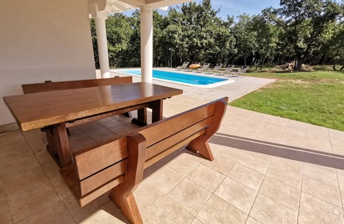 Poljica House | Holiday house with a swimming pool Poljica, Zadar (K-24133)