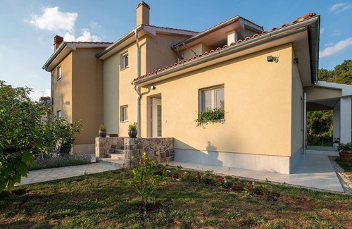 Sarsoni House | Holiday house with private pool for 8 persons approx. 130 m² in Rijeka, Kvarner Bay (Primorje-Gorski County)