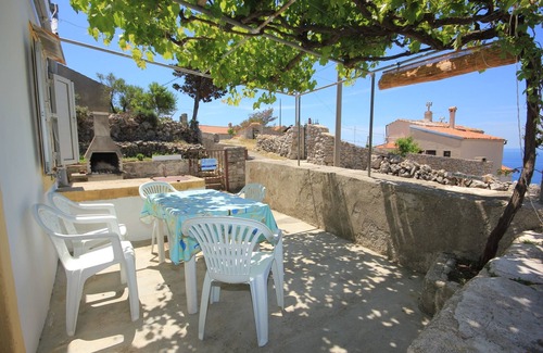 Ustrine House | Holiday house with WiFi Ustrine, Cres (K-8037)