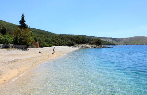 Ustrine House | Holiday house with WiFi Ustrine, Cres - 8037