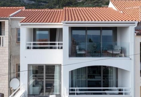 Bol Apartment | Holiday in Bol * blue