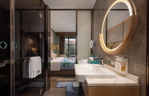 Deqing County Hotel | Holiday Inn Deqing Xinshi Ancient Town by IHG