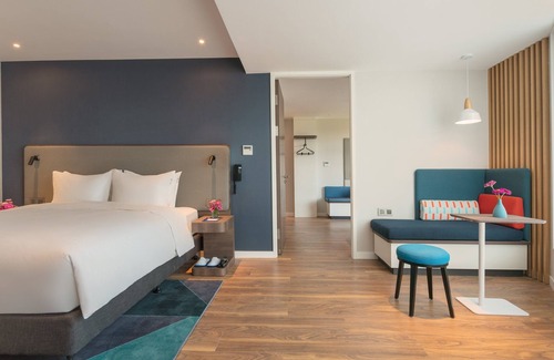 Jianggan Hotel | Holiday Inn Express Hangzhou Jiuzhou by IHG