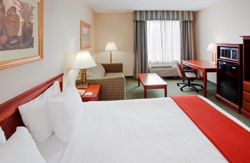 Hanover Hotel | Holiday Inn Express Hanover by IHG