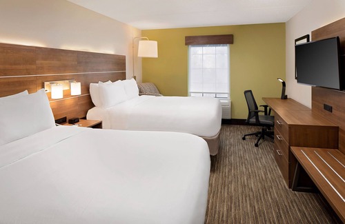 Harrisburg Hotel | Holiday Inn Express - Harrisburg East by IHG