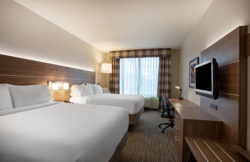 Harrisburg Hotel | Holiday Inn Express - Harrisburg East by IHG