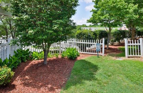 Mooresville Hotel | Holiday Inn Express Hotel & Suites Mooresville - Lake Norman by IHG