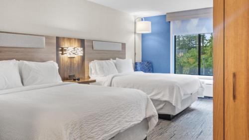 Manchester Hotel | Holiday Inn Express Hotel & Suites Manchester - Airport by IHG