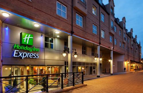 Hammersmith Hotel | Holiday Inn Express London-Hammersmith by IHG
