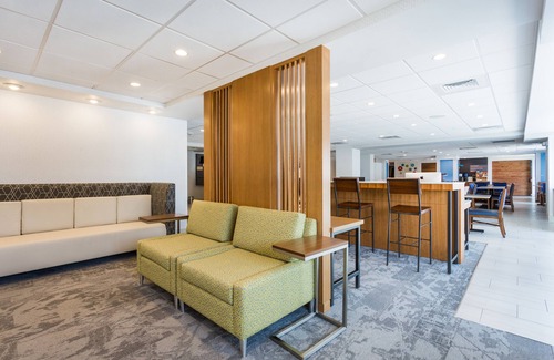 Lorton Hotel | Holiday Inn Express Lorton by IHG