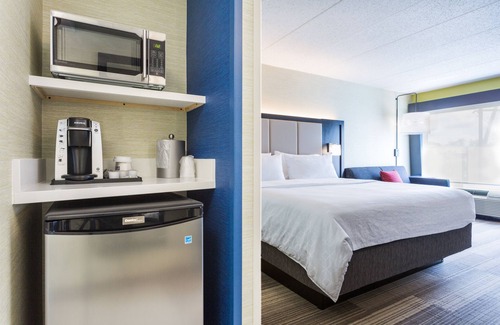 Lorton Hotel | Holiday Inn Express Lorton by IHG