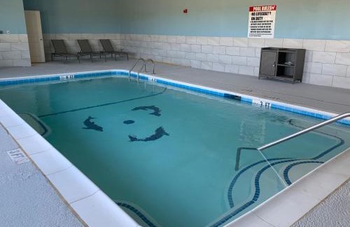 Bridgeport Hotel | Holiday Inn Express & Suites Bridgeport by IHG