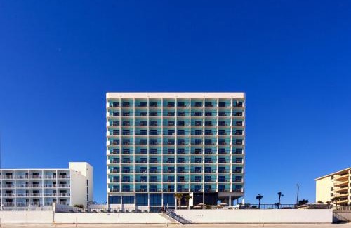 Daytona Beach Shores Resort | Holiday Inn Express & Suites Oceanfront Daytona Beach Shores by IHG