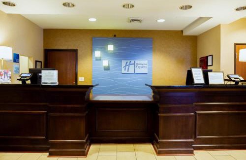 Sidney Hotel | Holiday Inn Express & Suites Sidney by IHG