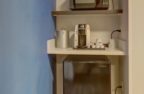 Auburn Hotel | Holiday Inn Express & Suites Auburn Downtown by IHG