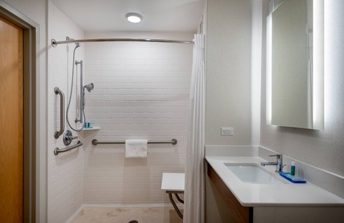 Malbis Hotel | Holiday Inn Express & Suites Daphne- Spanish Fort Area by IHG