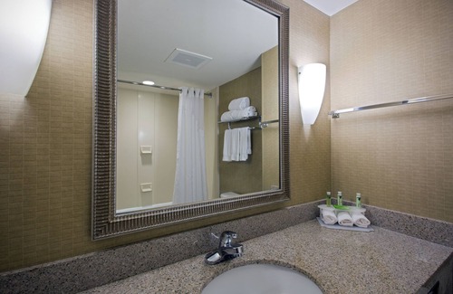Flowood Hotel | Holiday Inn Express & Suites Flowood by IHG