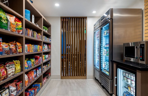 Lyon Street Hotel | Holiday Inn Express & Suites Santa Ana - Orange County by IHG