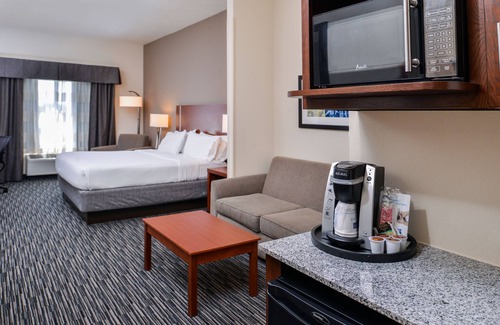 York Hotel | Holiday Inn Express & Suites York by IHG