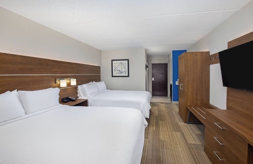 Kings Mountain Hotel | Holiday Inn Express Hotel and Suites Kings Mountain by IHG